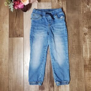 Carter's Boys Size 5T Medium Wash Denim Pull-On Jogger Jeans EUC